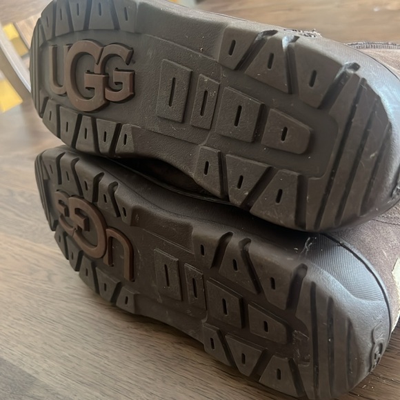 UGG Ultra Short Mens #5320 Brown Sheepskin Boots 15 - Picture 9 of 14